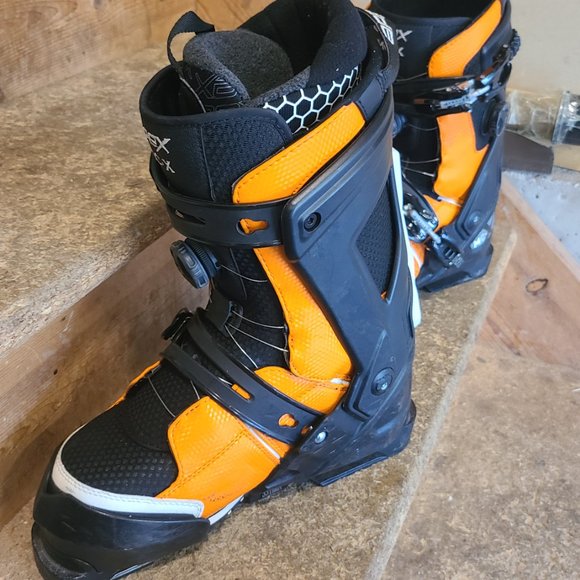 Apex MC-X Ski Boots - Men Size 9 main image 8